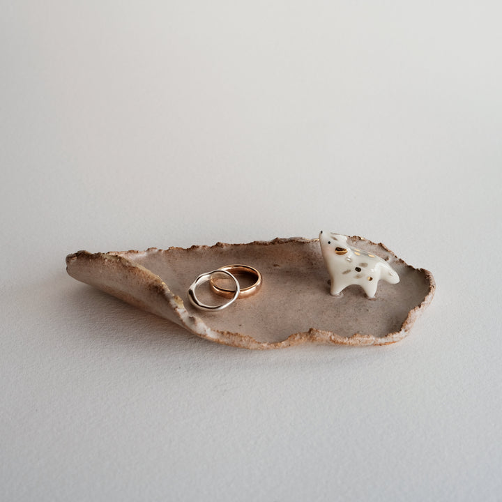 Frayed Slab Dish | Wolf