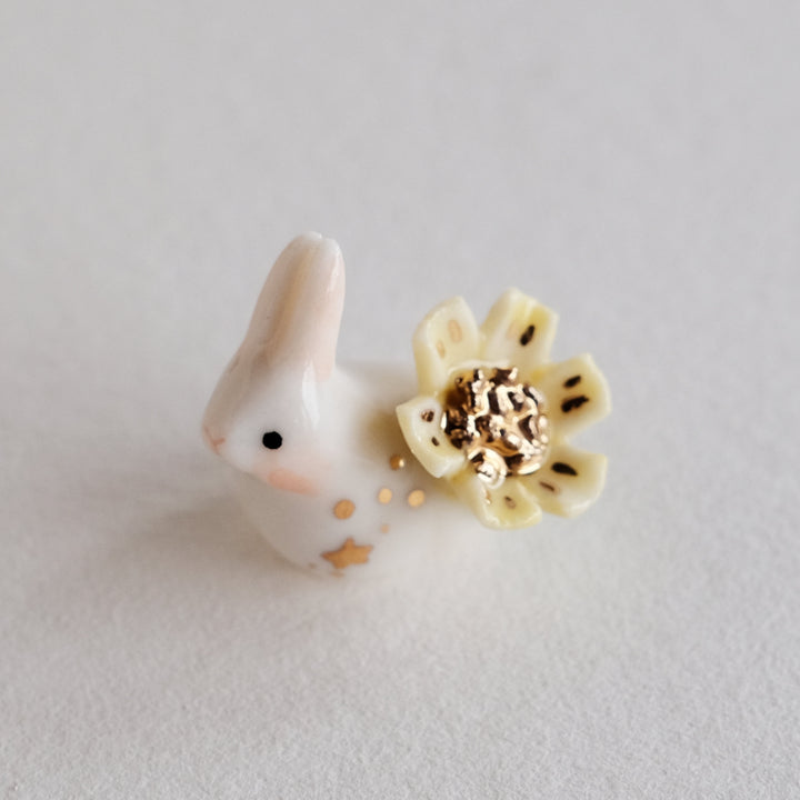 Bunny Guardian | Chrysanthemum