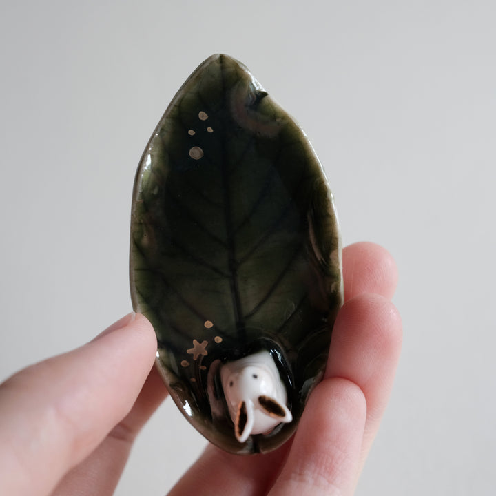 Leaf Guardian Ring Holder | Chubby Bunny