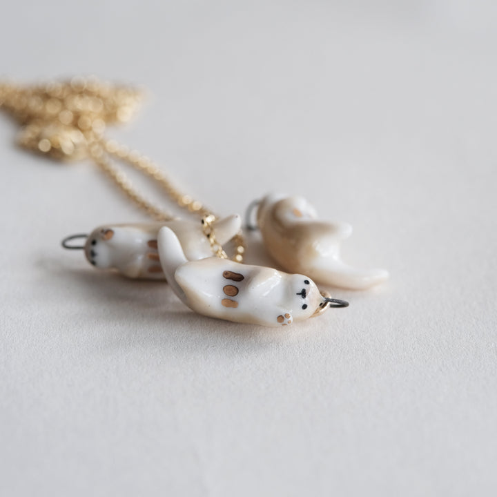 Waving Otter Necklace
